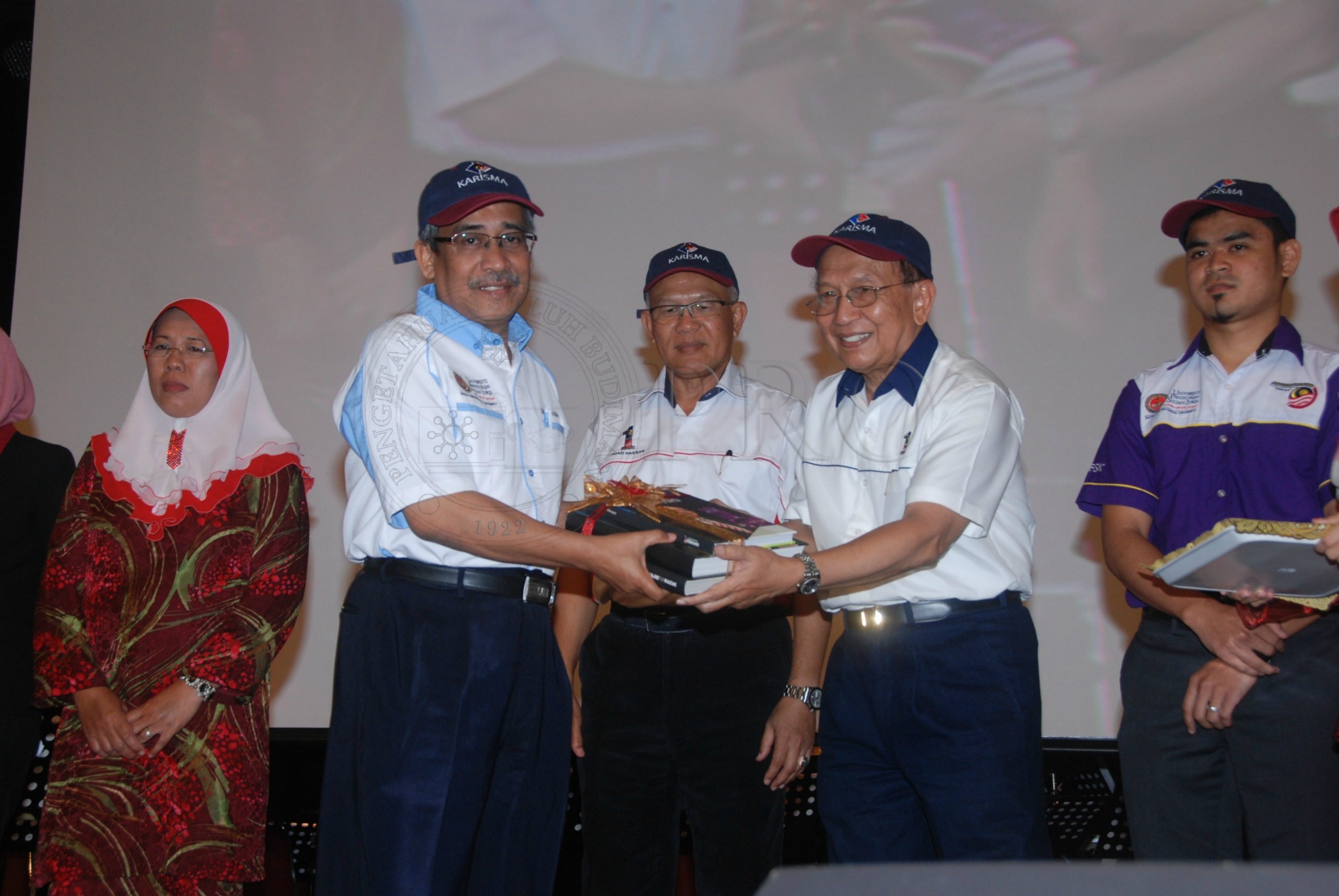 PRO 12 125 rtm DSC 7185